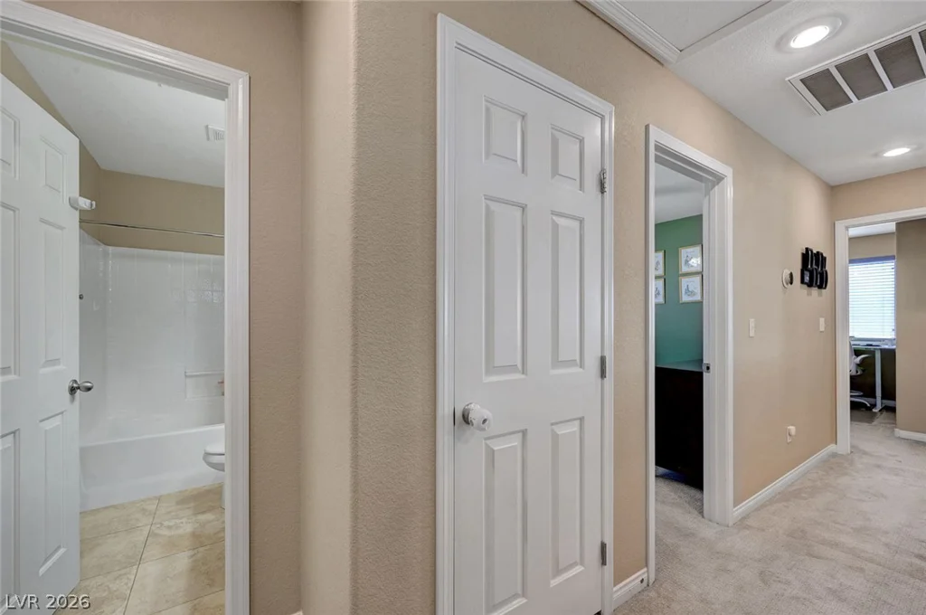 8742 Brindisi Park, Las Vegas, NV 89148