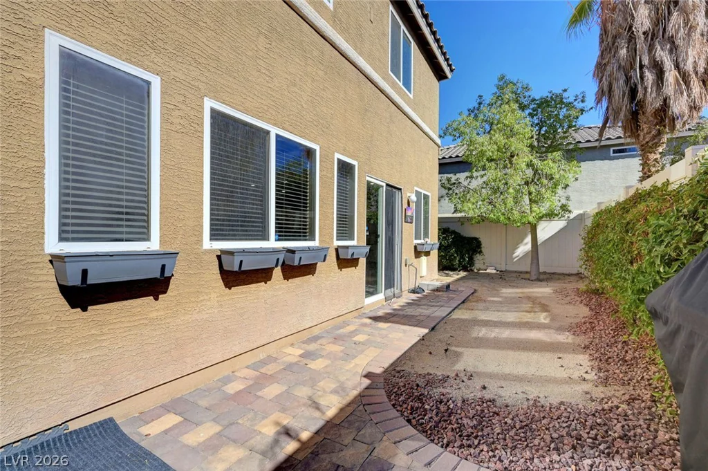 8742 Brindisi Park, Las Vegas, NV 89148