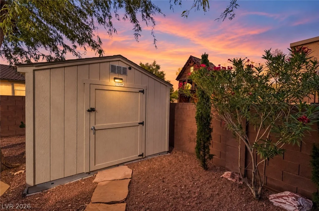 7286 Arrowrock, Las Vegas, NV 89179