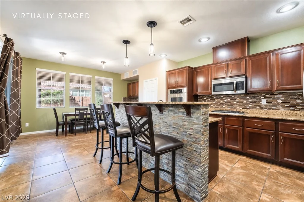 7286 Arrowrock, Las Vegas, NV 89179