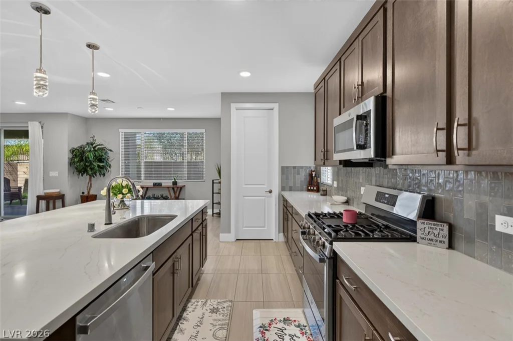 6849 Desert Finch, North Las Vegas, NV 89084