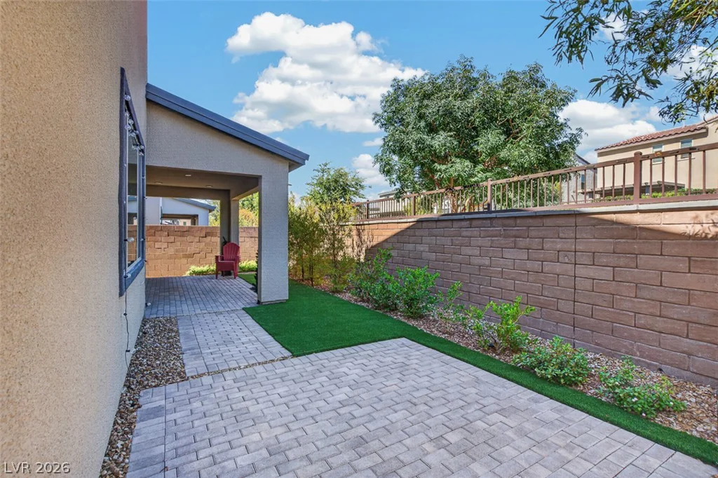 6849 Desert Finch, North Las Vegas, NV 89084