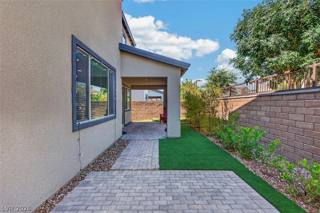6849 Desert Finch, North Las Vegas, NV 89084