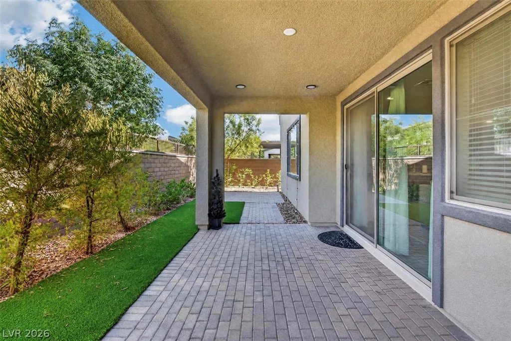 6849 Desert Finch, North Las Vegas, NV 89084