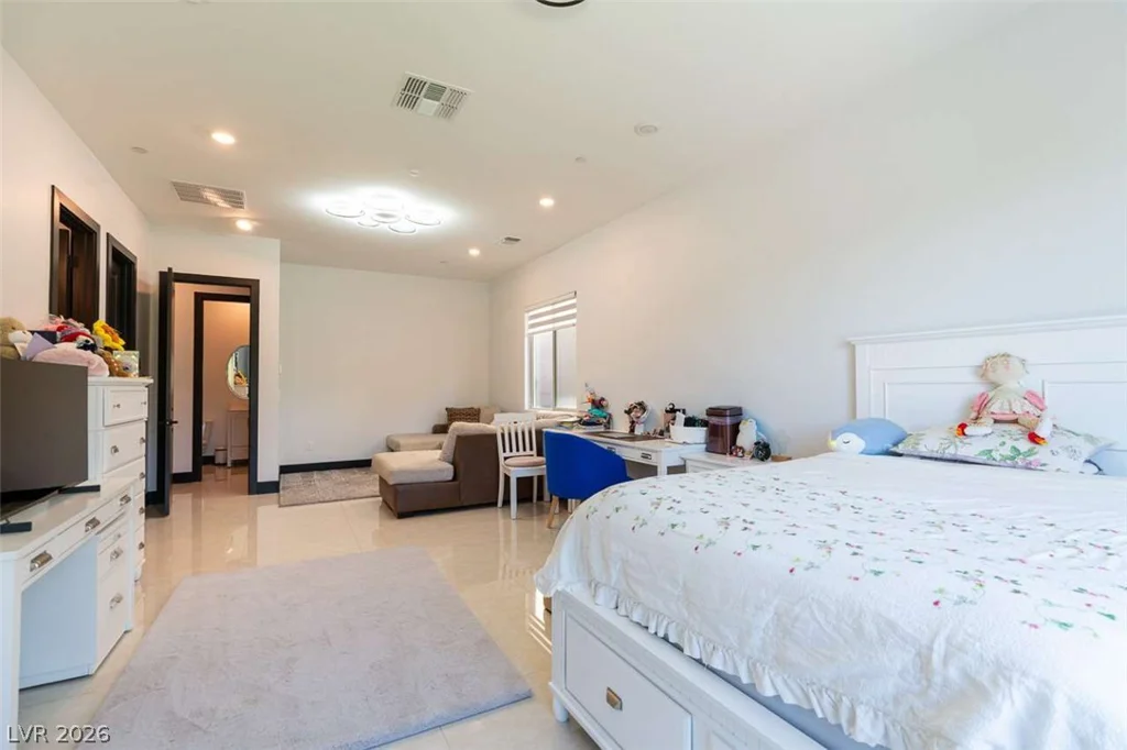 12154 Harris Summit, Las Vegas, NV 89138