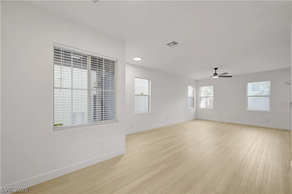 9553 Cabot Falls, Las Vegas, NV 89149
