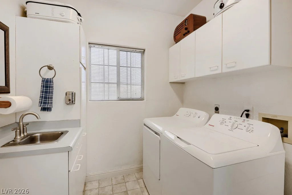 307 Hull, Henderson, NV 89015