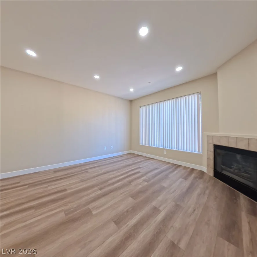 7151 Durango, Las Vegas, NV 89113