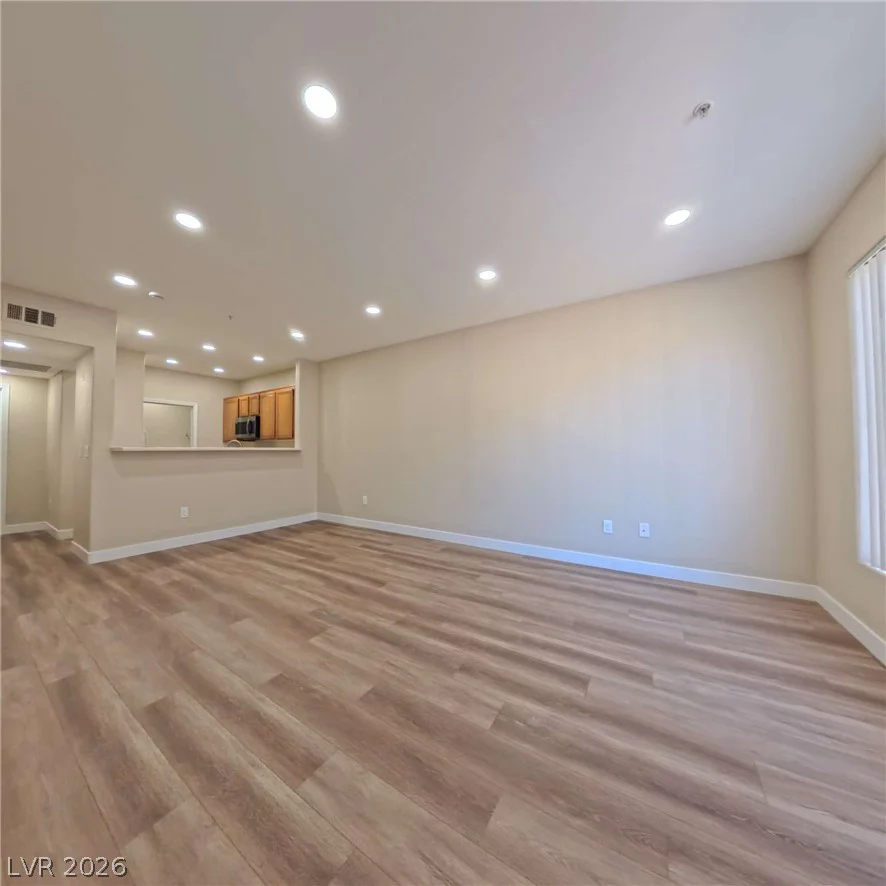 7151 Durango, Las Vegas, NV 89113