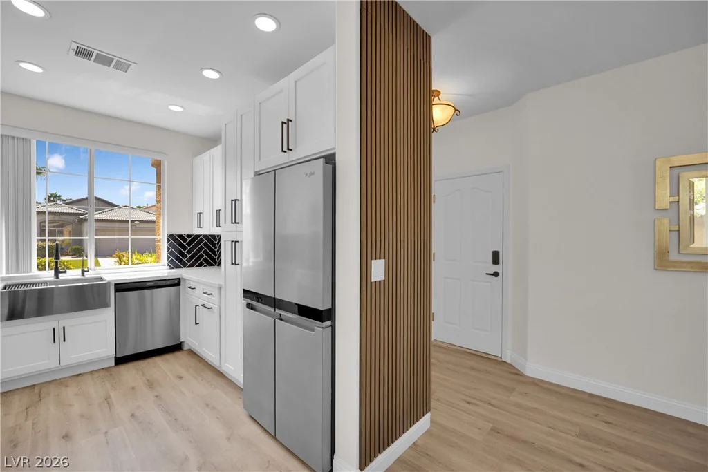 10668 Windrose Point, Las Vegas, NV 89144