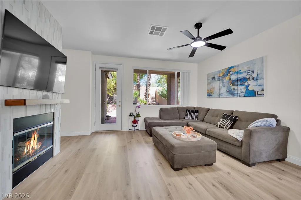 10668 Windrose Point, Las Vegas, NV 89144