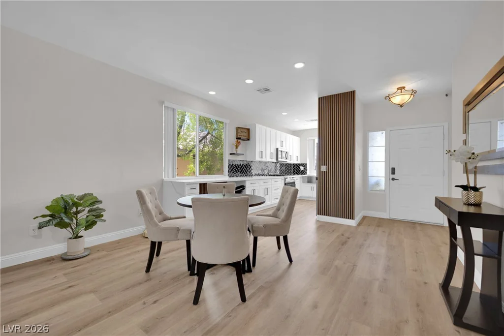 10668 Windrose Point, Las Vegas, NV 89144