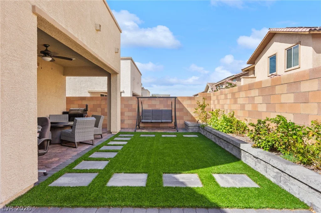 808 Aurelie Ridge, Henderson, NV 89011