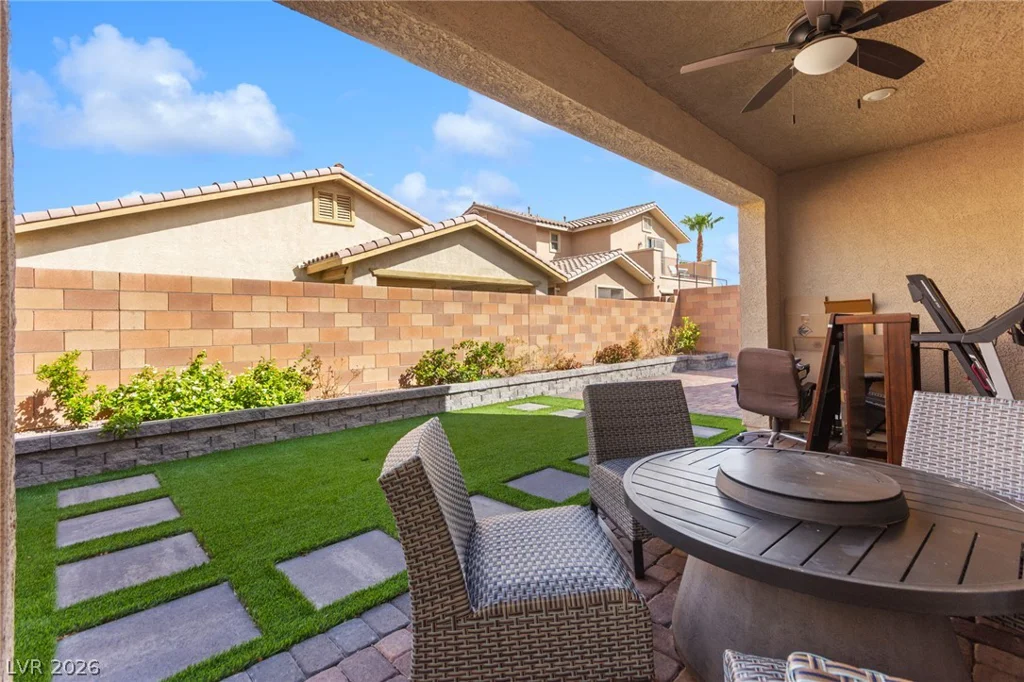 808 Aurelie Ridge, Henderson, NV 89011