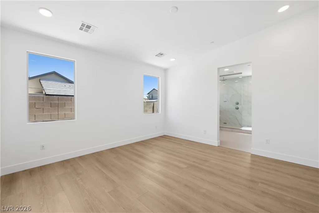 971 Golden Summit, Las Vegas, NV 89138