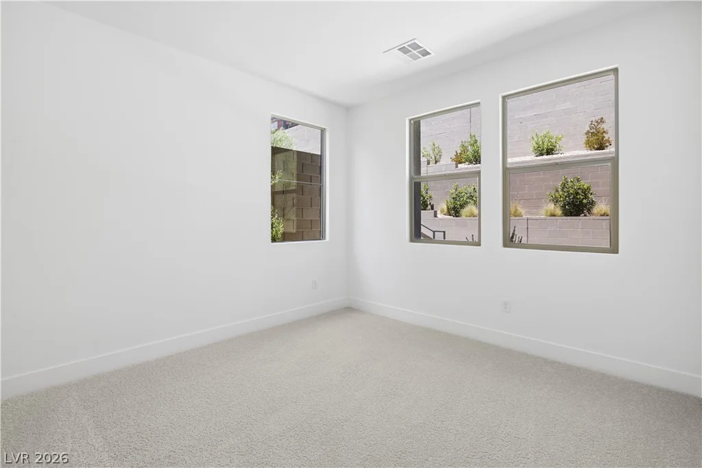 971 Golden Summit, Las Vegas, NV 89138