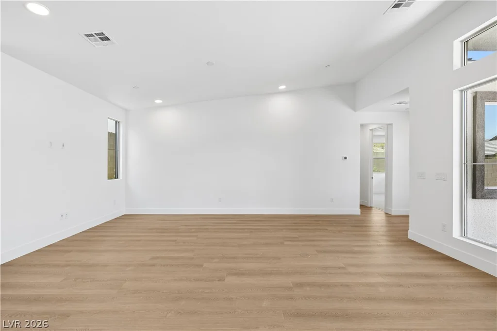 971 Golden Summit, Las Vegas, NV 89138
