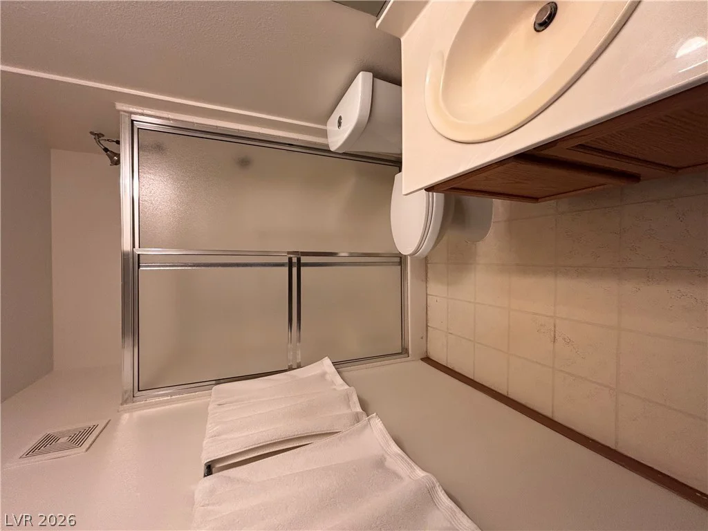 3425 Russell, Las Vegas, NV 89120