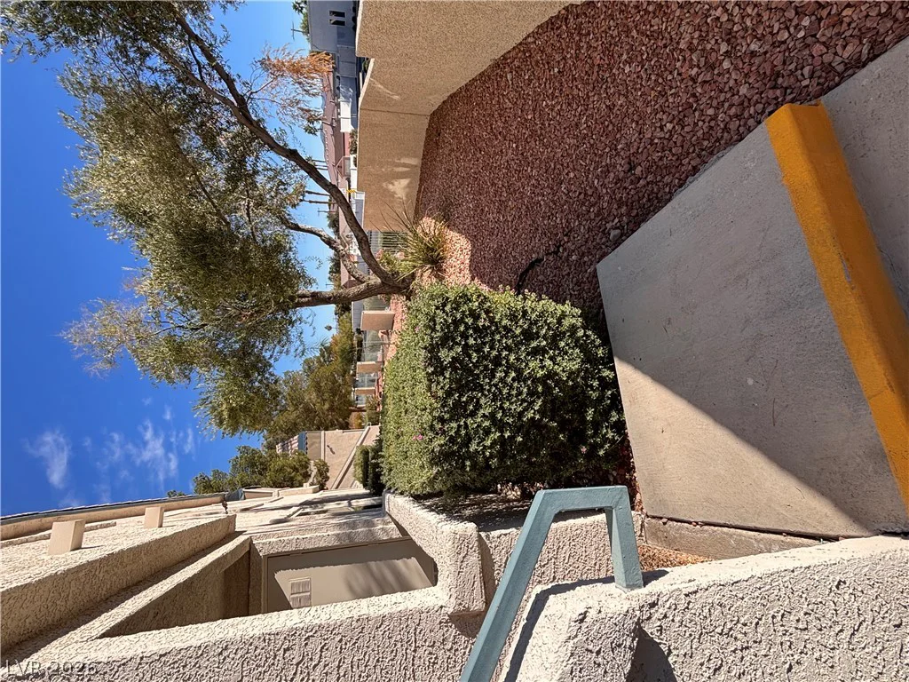 3425 Russell, Las Vegas, NV 89120
