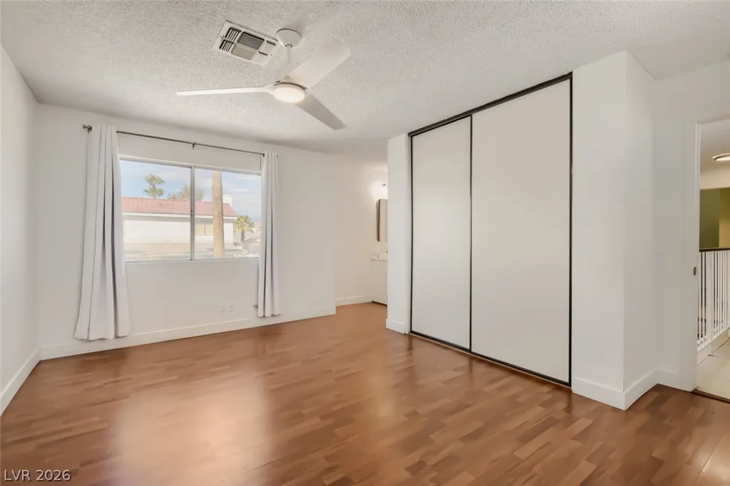 4279 Hebron, Las Vegas, NV 89147
