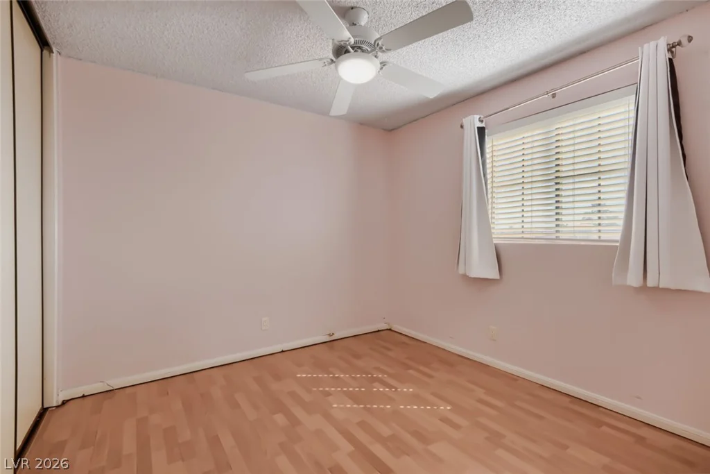 4279 Hebron, Las Vegas, NV 89147