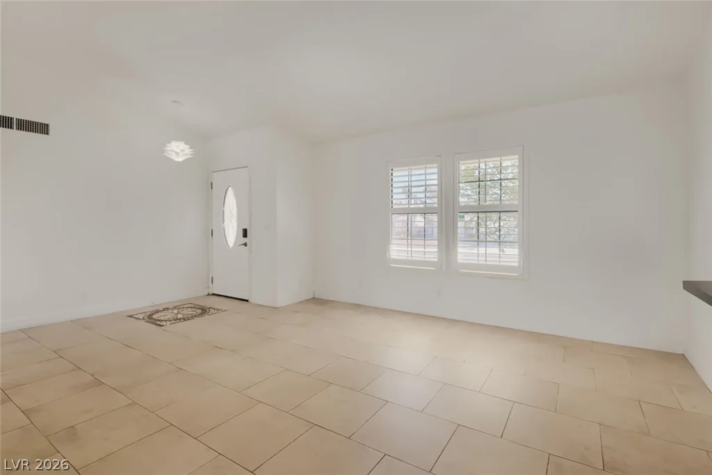 4279 Hebron, Las Vegas, NV 89147