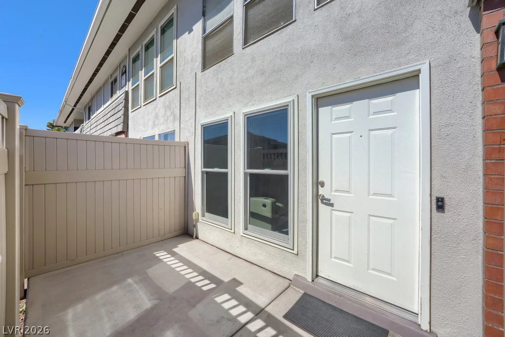 2854 Geary, Las Vegas, NV 89109