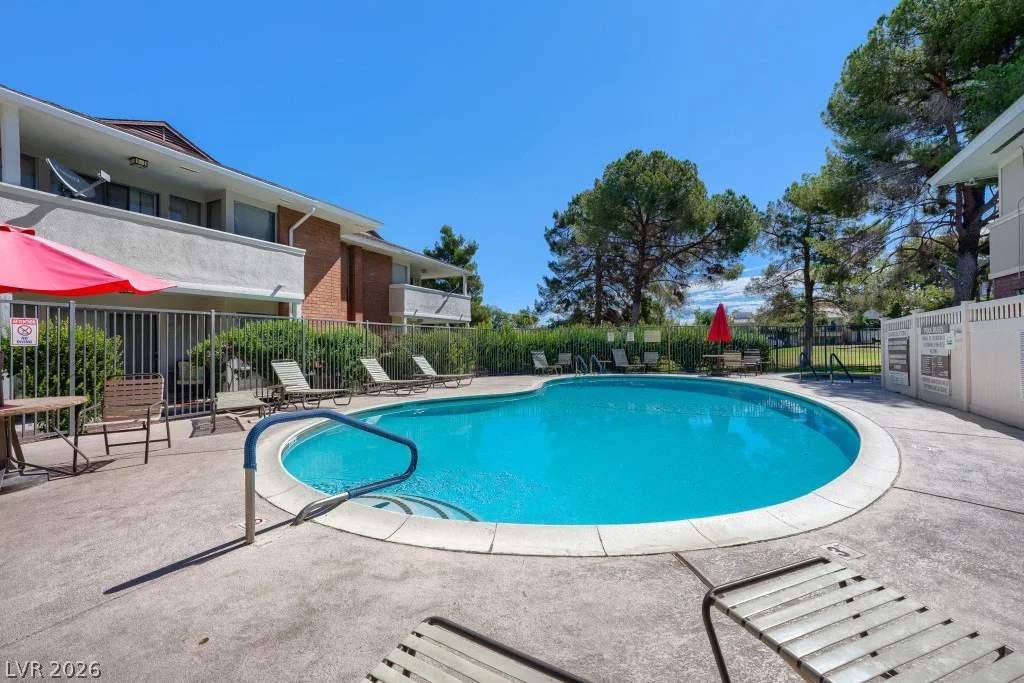 2854 Geary, Las Vegas, NV 89109