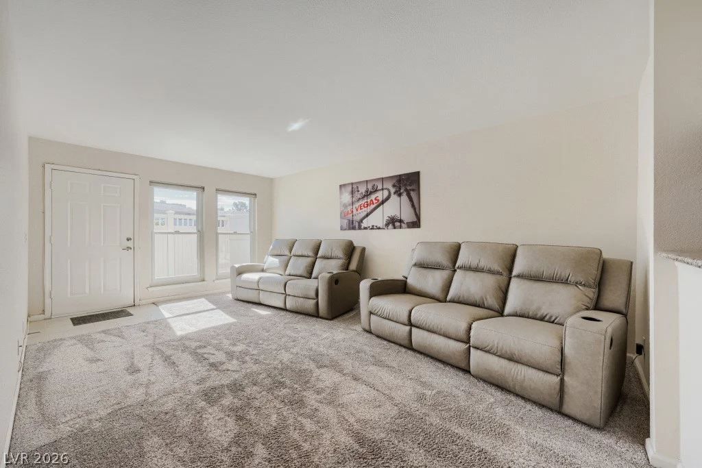 2854 Geary, Las Vegas, NV 89109