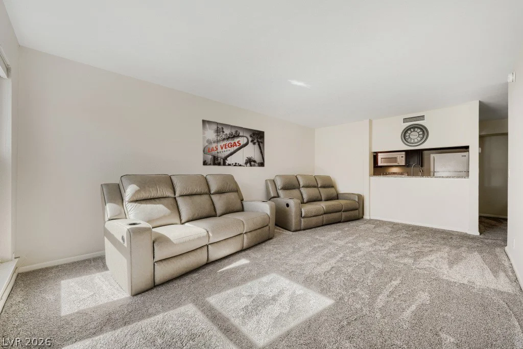 2854 Geary, Las Vegas, NV 89109