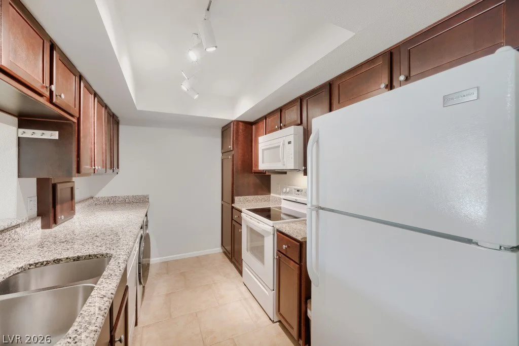 2854 Geary, Las Vegas, NV 89109