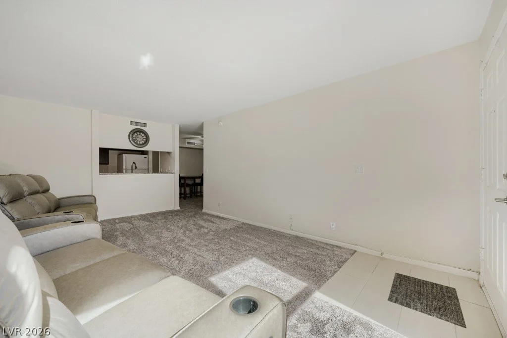 2854 Geary, Las Vegas, NV 89109