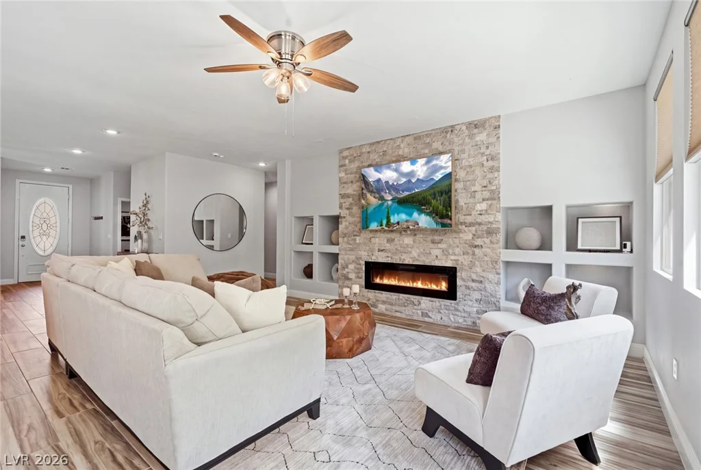 686 Fynn Valley, Las Vegas, NV 89148