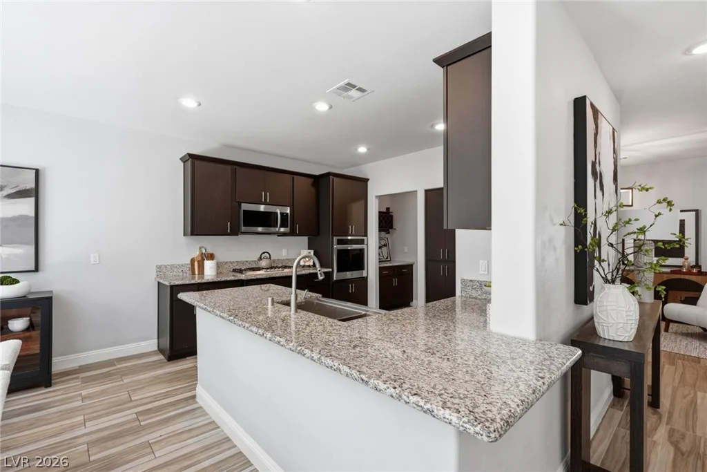 686 Fynn Valley, Las Vegas, NV 89148