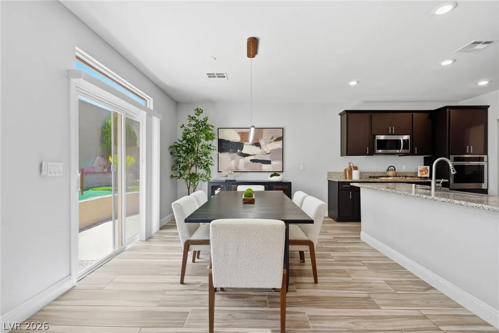 686 Fynn Valley, Las Vegas, NV 89148