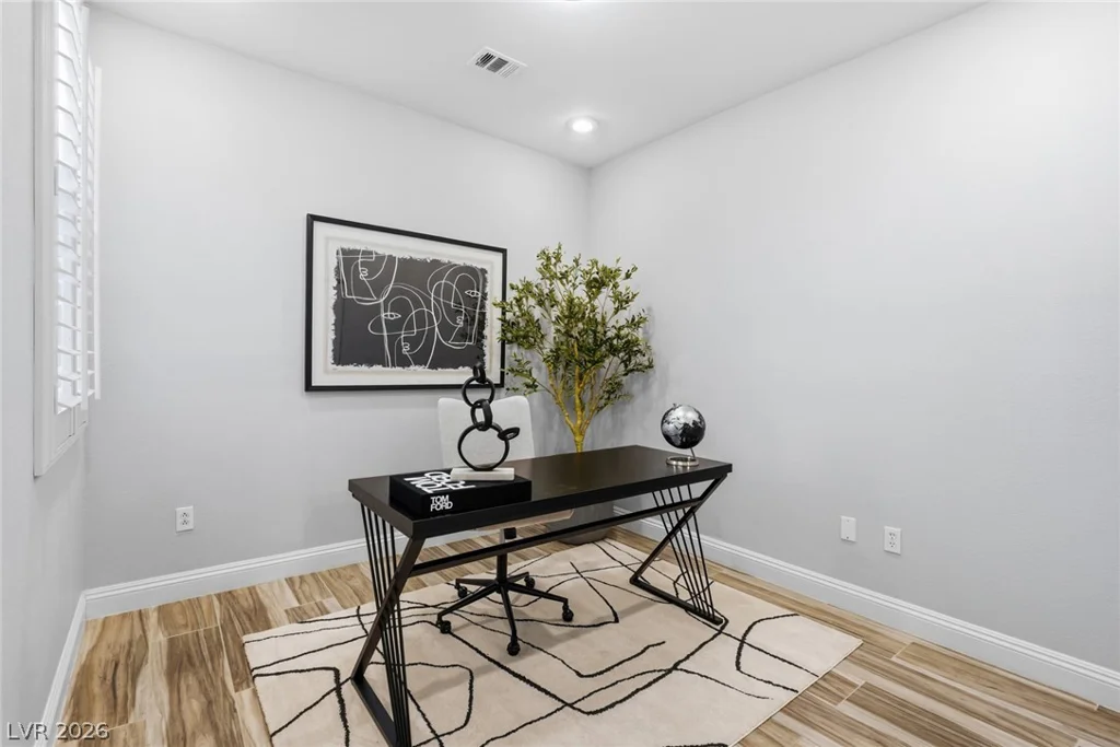 686 Fynn Valley, Las Vegas, NV 89148
