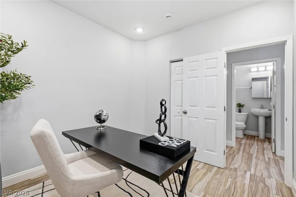 686 Fynn Valley, Las Vegas, NV 89148