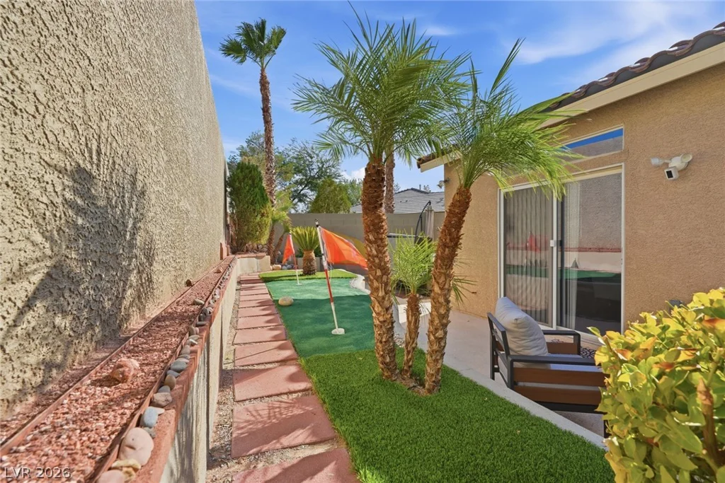 686 Fynn Valley, Las Vegas, NV 89148