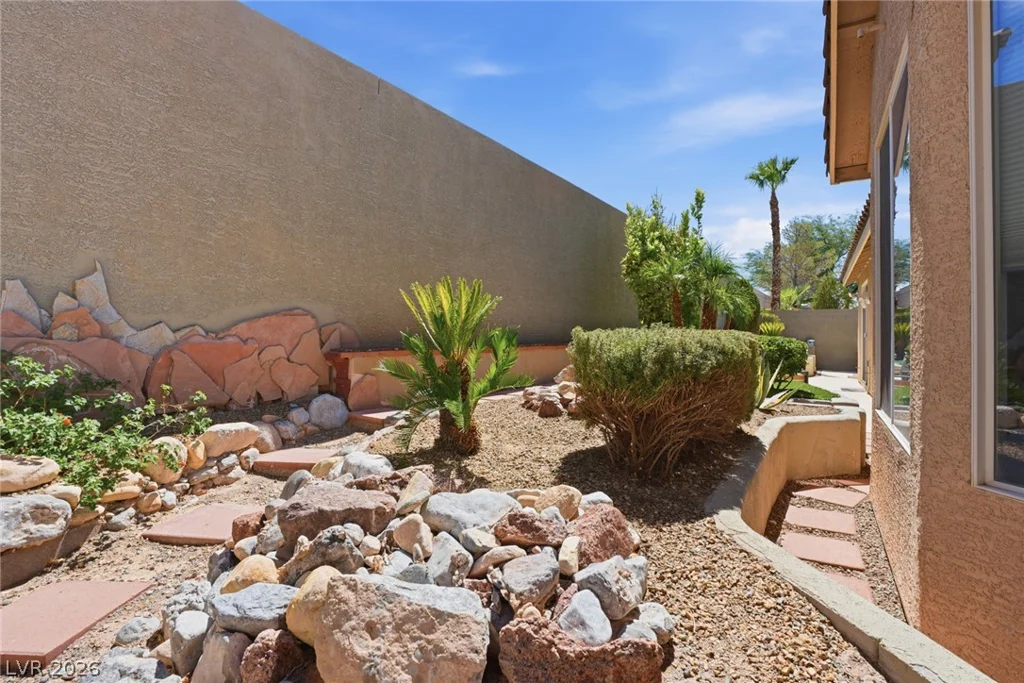 686 Fynn Valley, Las Vegas, NV 89148
