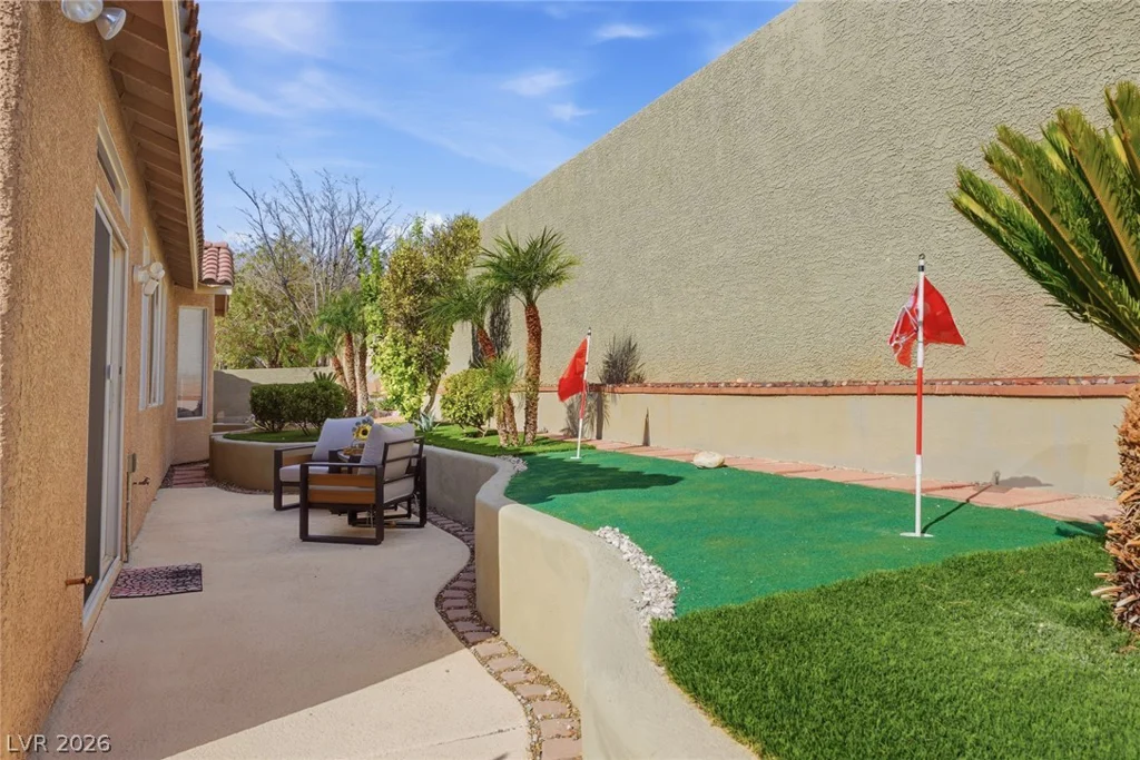 686 Fynn Valley, Las Vegas, NV 89148