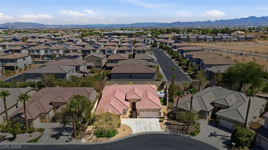 686 Fynn Valley, Las Vegas, NV 89148