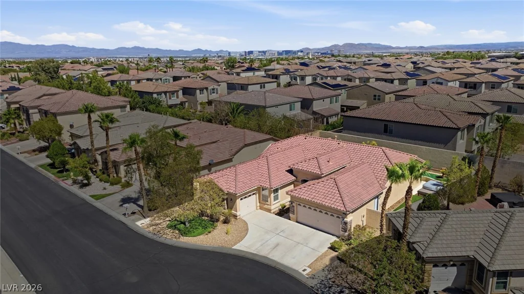 686 Fynn Valley, Las Vegas, NV 89148