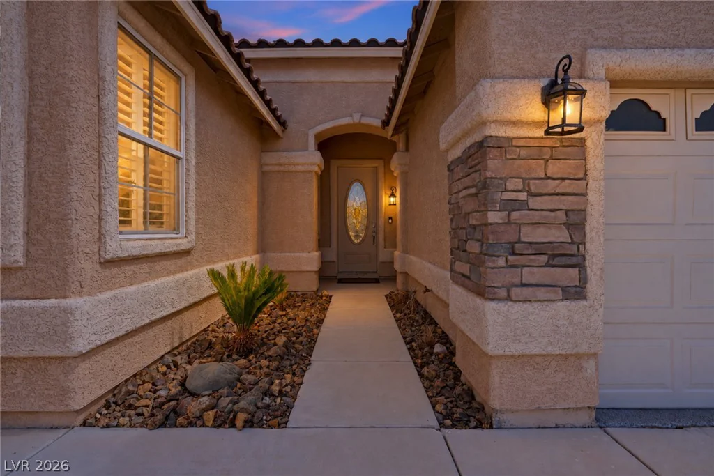 686 Fynn Valley, Las Vegas, NV 89148