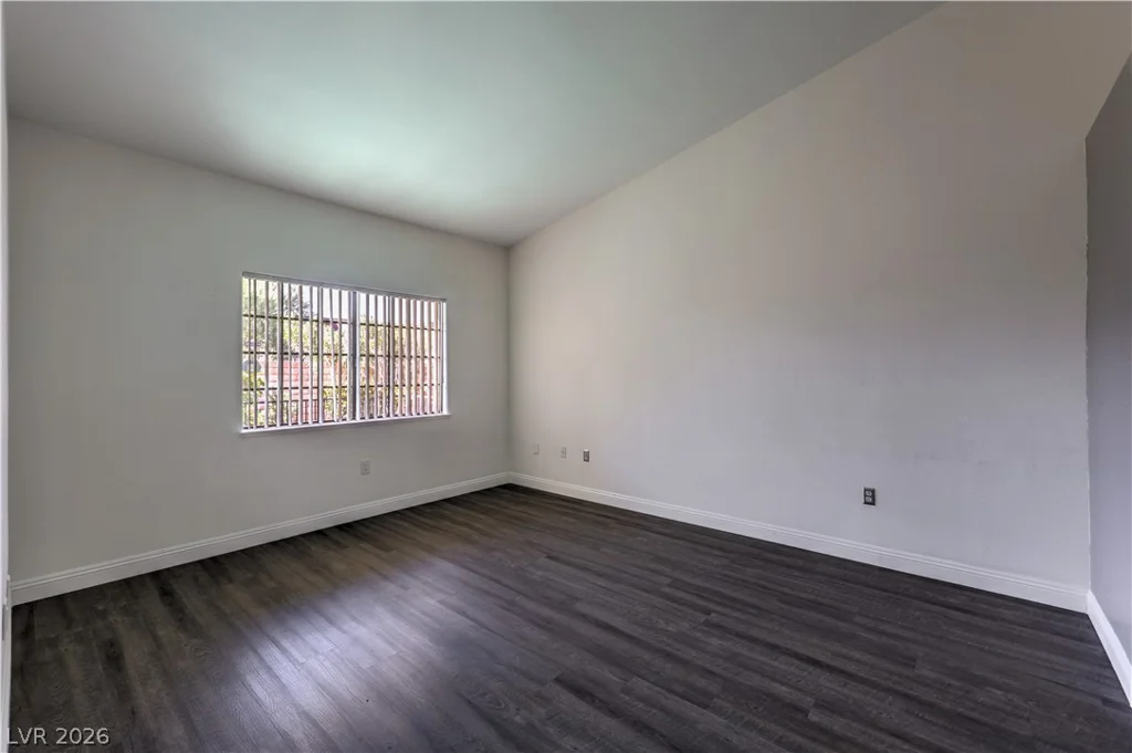 2851 Valley View, Las Vegas, NV 89102