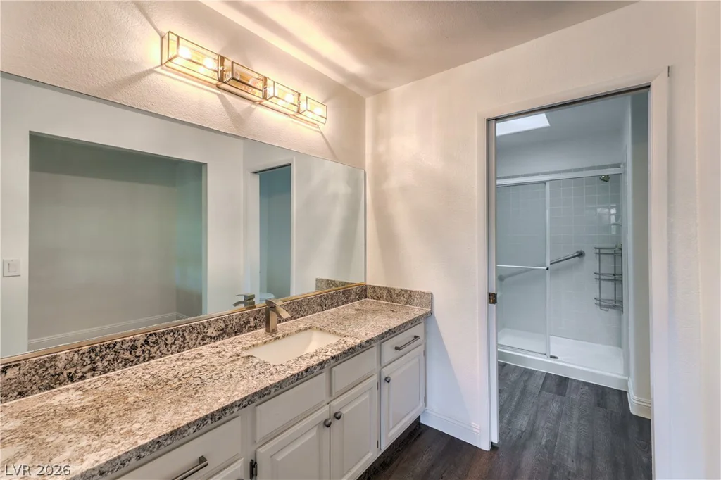 2851 Valley View, Las Vegas, NV 89102