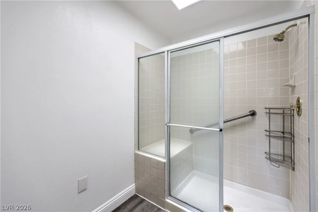 2851 Valley View, Las Vegas, NV 89102