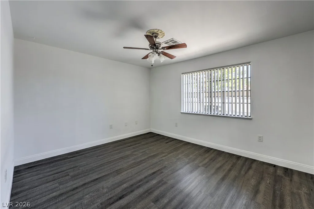 2851 Valley View, Las Vegas, NV 89102