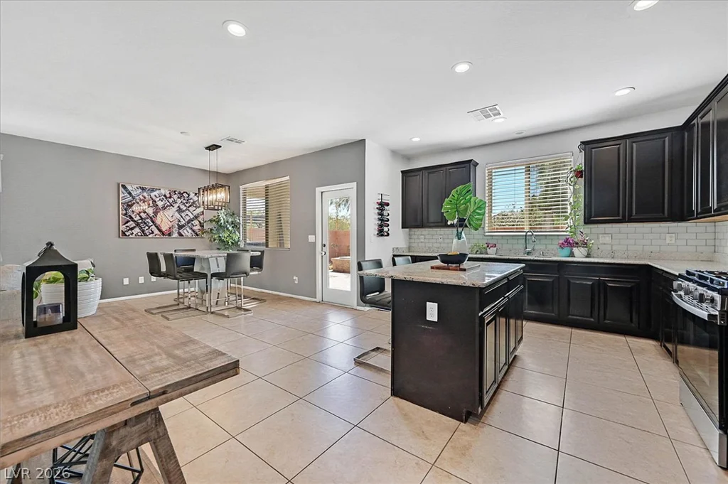 10750 Brewster Bay, Las Vegas, NV 89179