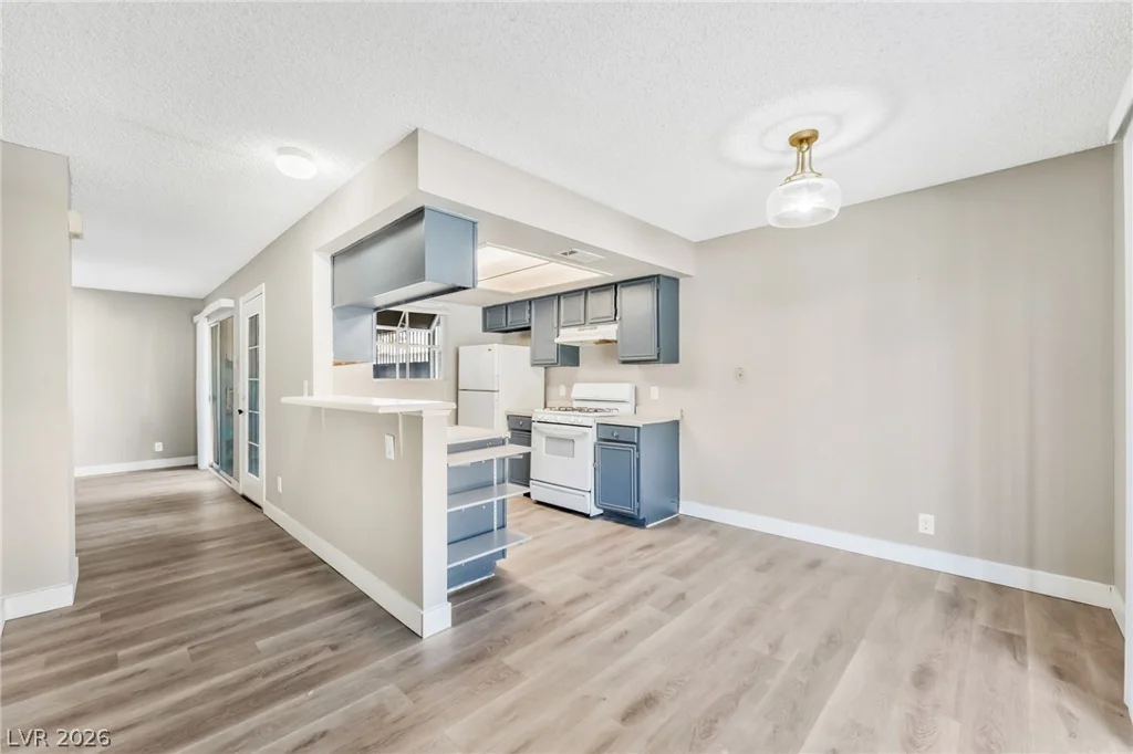 213 Lamb, Las Vegas, NV 89110