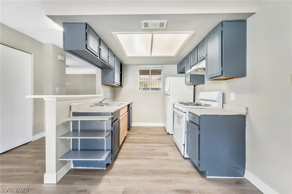 213 Lamb, Las Vegas, NV 89110